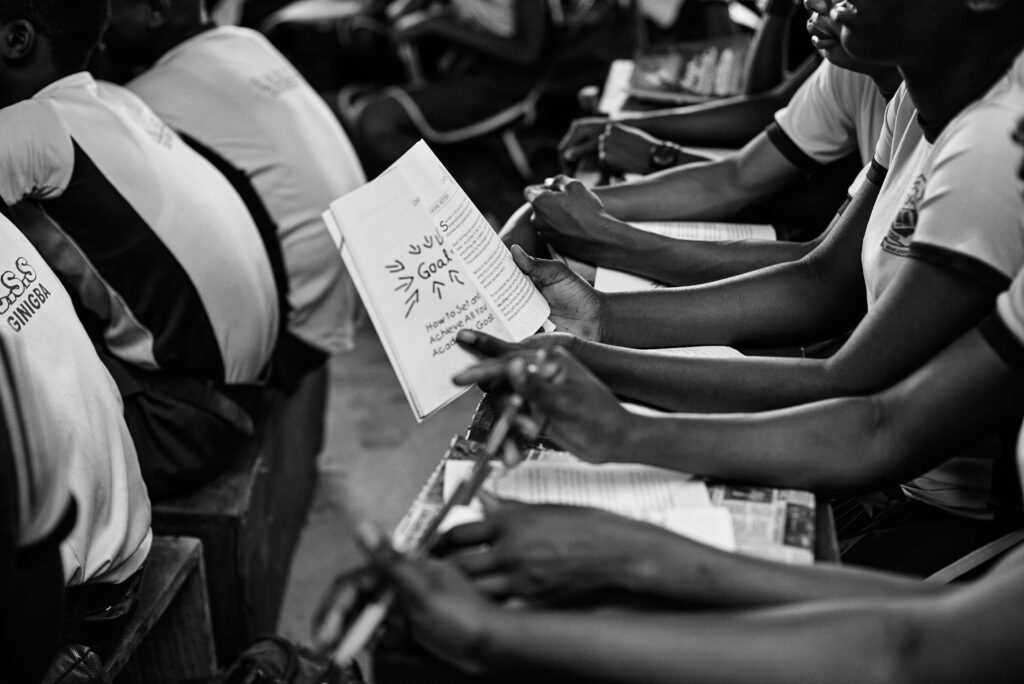 emmanuel ikwuegbu jwdhpcumpg8 unsplash